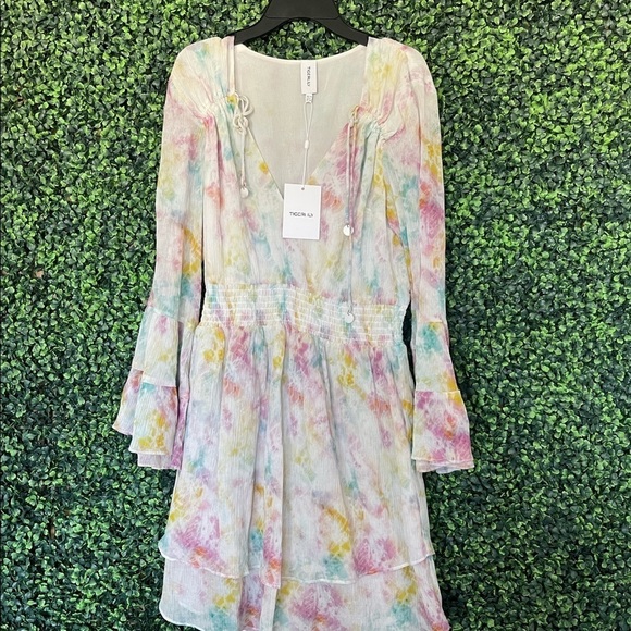NWT Tigerlily Saaralie Mini Dress - Picture 7 of 12
